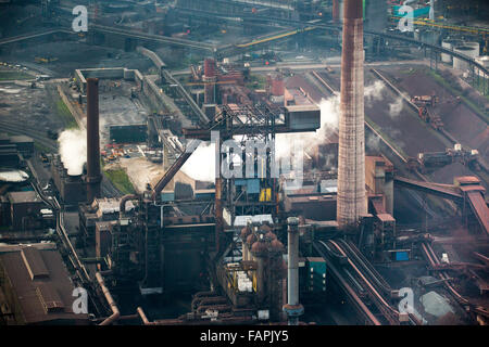 Vue aérienne, steelworks HKM am Rhein, aciéries, Krupp-Mannesmann Huckingen, fumeurs, cheminées industrielles, de la cokéfaction, paysage Banque D'Images