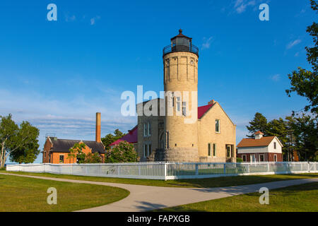 Vieux phare Mackinac Point historique à Michilimackinac State Park à Mackinaw City, Michigan Banque D'Images