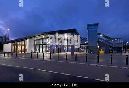 New Oxford Street Railway Station de nuit sur la ligne de Chiltern à Marylebone Londres Banque D'Images