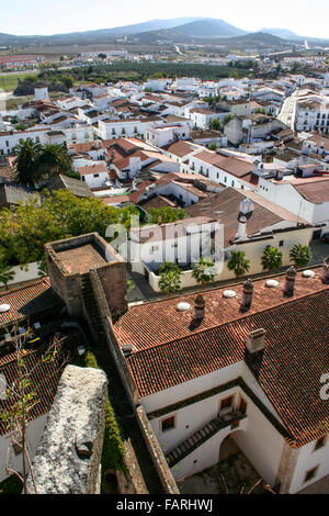 Vue aérienne d'Olivença ville historique à proximité de la frontière du Portugal, Badajoz, Espagne Banque D'Images