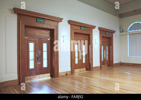 De l'intérieur récemment rénové, l'Assemblée générale de l'hôtel de ville de Hackney, Londres. Un bel exemple d'un intérieur art déco des années 1930 Banque D'Images