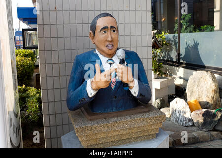 Un buste de Barack Obama sur l'affichage dans la ville japonaise d'Obama, la préfecture de Fukui. Banque D'Images