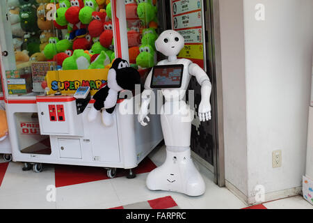 Le poivre, le robot humanoïde créé par Aldebaran Robotics et SoftBank Mobile. Banque D'Images