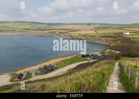 La baie de Kimmeridge est de Meyrick Park Golf Course et près de Kimmeridge village sur la côte du Dorset England uk l'une des promenades gamme Lulworth Banque D'Images