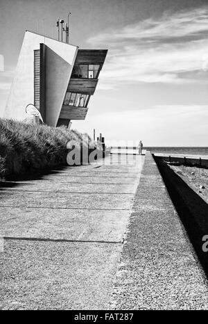 Tour d'observation Point Rossall apparaît à première réaction asymétrique Banque D'Images