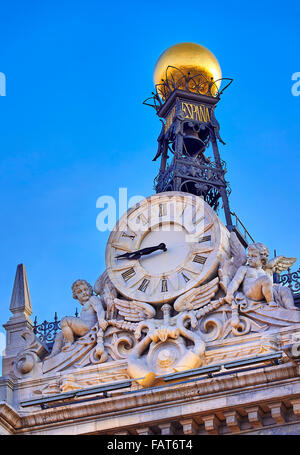 Détail de la Banque d'Espagne à façade Place de Cibeles. Madrid. Espagne Banque D'Images