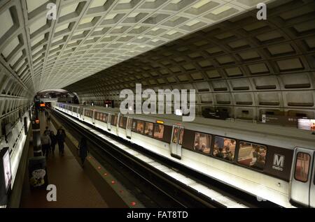 Dupont Circle washington metro trains plafonds usa Banque D'Images