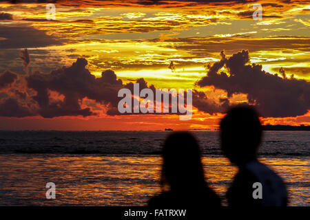 Coucher du soleil dans l'Amazone. Photo : Danilo Mello Banque D'Images