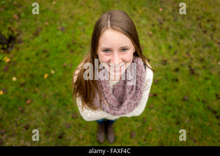 Portrait of teenage girl dressed up for school Banque D'Images