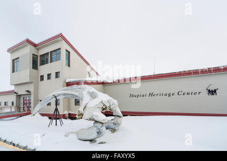 Vue extérieure de l'Inupiat Heritage Centre, Barrow, versant nord, l'Alaska arctique, USA, Hiver Banque D'Images