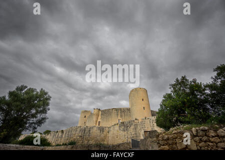 Château de Bellver à Majorque au coucher du soleil Banque D'Images