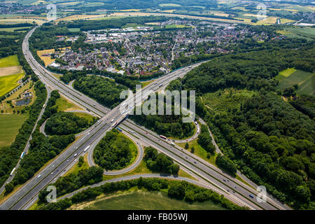 L'autoroute A1 et l'autoroute a45, autoroute Sauerlandlinie intersection Westhofen surplombant Schwerte, Schwerte, Ruhr Banque D'Images