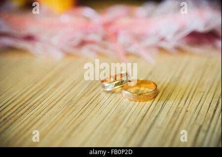 Les anneaux de mariage Banque D'Images
