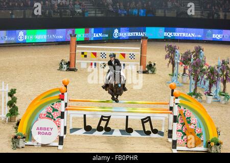 Le Liverpool International Horse Show , janvier 2016 , au Royaume-Uni. Christine Richard sur Bolton Gate Ben Banque D'Images