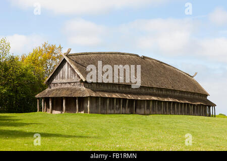 Longue maison viking reconstruit, Trelleborg Musée de l'ère viking, Slagelse, Danemark Banque D'Images