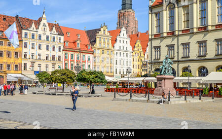 WROCLAW, POLOGNE - août 21, 2014 ; la place du marché et des bâtiments historiques. Région de Silésie le 21 août , 2014 Banque D'Images