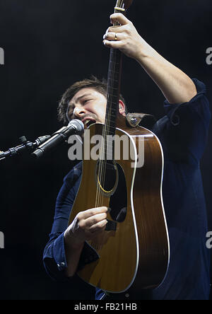 Mumford & Sons à Liverpool Echo Arena comprend : Mumford & Sons, Marcus Mumford Où : Liverpool, Royaume-Uni Quand : 07 déc 2015 Banque D'Images