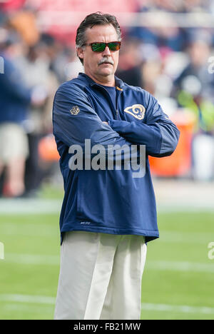 3 décembre 2016 : Saint Louis Rams l'entraîneur-chef Jeff Fisher avant la NFL football match entre la Saint Louis Rams et les San Francisco 49ers à Levi's Stadium à Santa Clara, CA. Les béliers ont perdu à la la 49ers 19-16. Damon Tarver/Cal Sport Media Banque D'Images