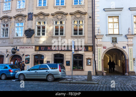 À Little Glen's - club de musique, U Maleho Glena, Rue Karmelitska, Lesser Town, Prague République Tchèque Banque D'Images