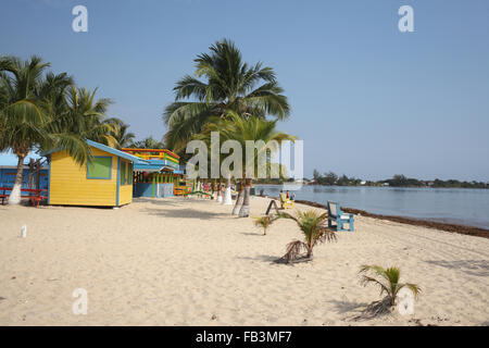 Plage de Placencia Village (Belize). Banque D'Images