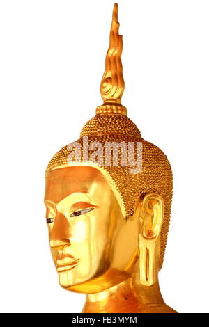 Golden Buddha statue tête dans un temple bouddhiste isolé sur fond blanc Banque D'Images