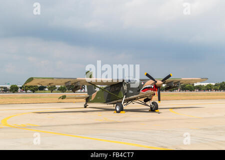 Bangkok, Thaïlande. 9 janvier, 2016. AU-23un artisan sur l'écran chez les enfants Journée à Thaïlande Air Force le 9 janvier 2016 à Bangkok, Thaïlande. Credit : Chatchai Somwat/Alamy Live News Banque D'Images