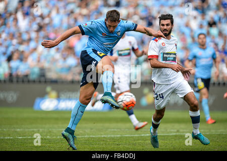Du stade ANZ, Sydney, Australie. 09Th Jan, 2016. Hyundai A-League. Sydney et Newcastle. Filip Holosko avant Sydney ouvre le score. © Plus Sport Action/Alamy Live News Banque D'Images