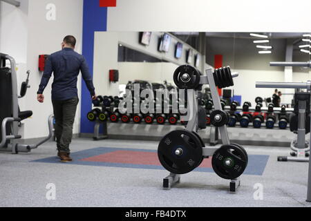 Gdynia, Pologne 9e, janvier 2016 de l'intérieur de la nouvelle Tiger Gym centre de remise en forme à Gdynia. Avec plus de 2000 m2 c'est la plus grande salle de sport en 3city. Tiger Gym est la marque appartenant à Dariusz Michalczewski Tiger ' ' le boxeur polonais célèbres Lineal, WBO, WBA et IBF des mi-lourds, et le champion WBO cruiserweight champion. Credit : Michal Fludra/Alamy Live News Banque D'Images