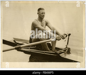 Cette photographie en noir et blanc d'Henry Robert 'Bobby' Pearce (1905-1976) a été prise par Milton Kent à Sydney. Banque D'Images