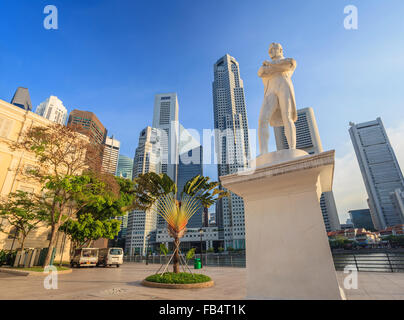 Sir Stamford Raffles statue - Singapour Banque D'Images