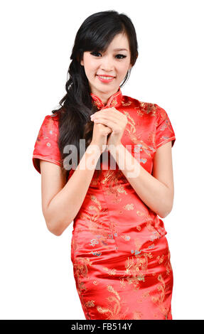 Cheongsam jolie fille avec vous souhaiter une bonne nouvelle année chinoise fond onwhite Banque D'Images