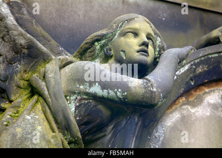 Ange sur un cimetière de Glasgow Ecosse UK Europe Banque D'Images