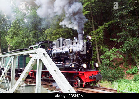 Locomotive à vapeur vulcan historique express en Rhénanie-palatinat vallée brohl allemagne europe Banque D'Images