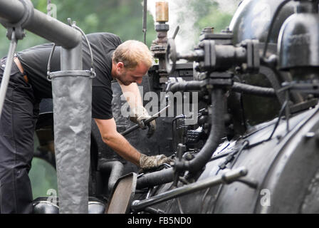 Locomotive à vapeur vulcan historique express en Rhénanie-palatinat vallée brohl allemagne europe Banque D'Images