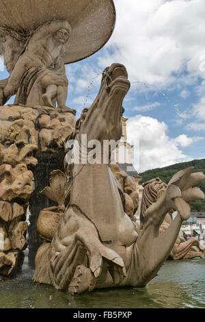 Residenz fragment célèbre fontaine à Salzbourg. L'Autriche. Banque D'Images