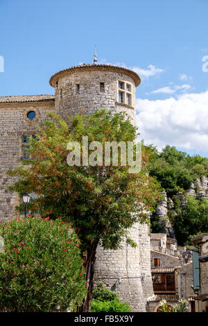 Chateau de vogue dans l'Ardèche, France Banque D'Images