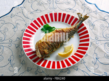 Tava Sardalya - Turquie sardines grillées. Banque D'Images