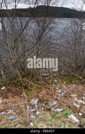 Loch Laggan, Inverness-shire. Ruines des déchets à pointe de voler l'environnement à côté de l'A86 à 'Glenbogle". Banque D'Images