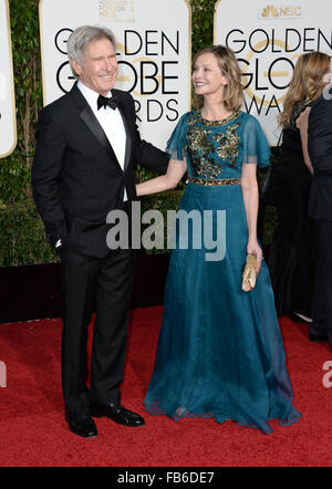 Los Angeles, Californie, USA. 10 janvier, 2016. Harrison Ford et Cailista Flockhart arrive au Golden Globes, Los Angeles, CA : Crédit Sydney Alford/Alamy Live News Banque D'Images