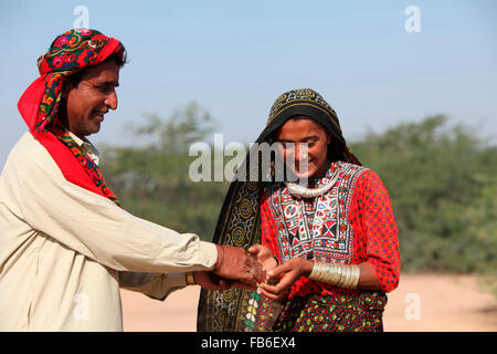 Fakirani tribu Jat, Medi, village du district de Kutch, rituel traditionnel, Gujarat, Inde Banque D'Images