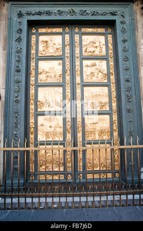 Battistero di San Giovanni à Florence Italie porte Banque D'Images