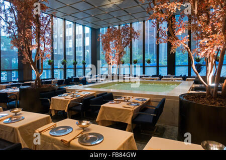 Restaurant four Seasons dans le bâtiment Seagram de Manhattan, New York Banque D'Images