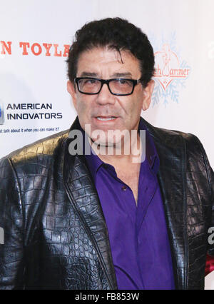 Babes In Toyland et Benchwarmer jouets de bienfaisance - Arrivées en vedette : Victorino Noval où : Los Angeles, California, United States Quand : 09 déc 2015 Banque D'Images