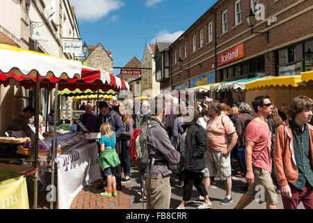 Le marché fermier de Stroud, Gloucestershire, Royaume-Uni Banque D'Images