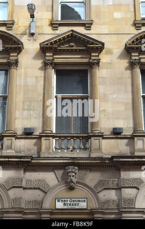 Une façade d'un immeuble sur West George Street, Glasgow, Scotland Banque D'Images