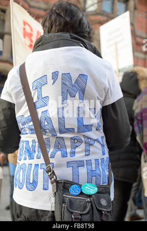 Nottingham, Royaume-Uni. 12 janvier, 2016.NHS Médecins en tenir une grève de 24 heures aujourd'hui à l'extérieur(QMC) Queens Medical Centre de Nottingham et dans le centre-ville. Les médecins protestent contre les changements du gouvernement aux conditions de travail et de rémunération pour les jeunes médecins. Crédit : Ian Francis/Alamy Live News Banque D'Images