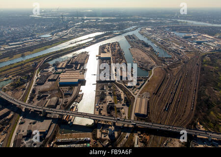 Vue aérienne, Duisport, Duisburg harbour bridge avec Berlin, Duisburg, Ruhr, Rhénanie du Nord-Westphalie, Allemagne, Europe, vue aérienne, Banque D'Images