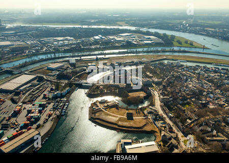 Vue aérienne, Duisport, Duisburg harbour bridge avec Berlin, Duisburg, Ruhr, Nordrhein-Westfalen, Allemagne, Europe, vue aérienne, Banque D'Images