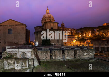 Rome, Italie : le Forum Romain, l'église Santi Luca e Martina Banque D'Images