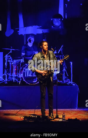 Liverpool, Royaume-Uni. 12 janvier 2016. Pour les prix Grammy, Hozier, le chanteur et compositeur irlandais, fonctionne à l'Empire Theatre, Liverpool. © Paul Warburton/Alamy Live News Banque D'Images